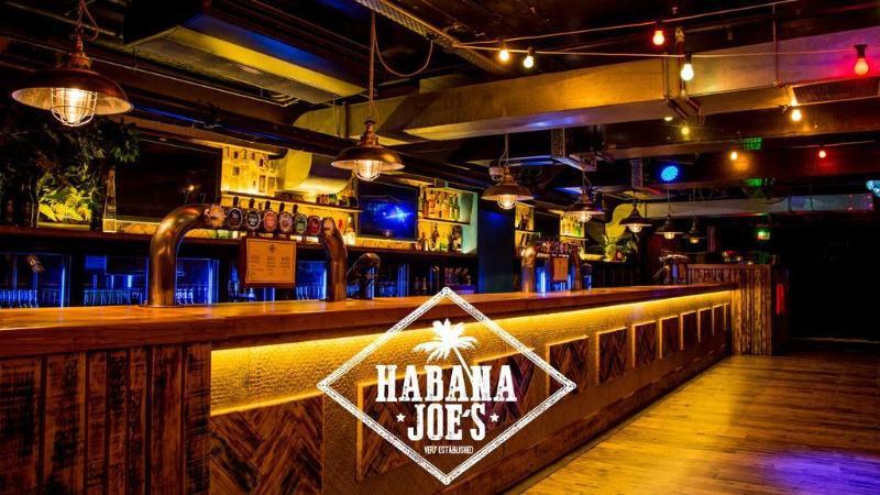 Base Auckland Hostel Εξωτερικό φωτογραφία